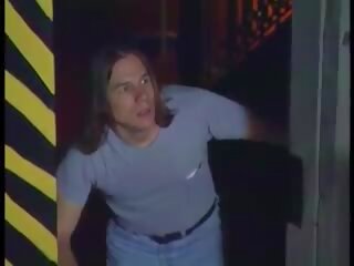 Shanna mccullough v palác na sin 1999, x menovitý klip 10 | xhamster
