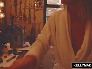 Kelly madison - dur anal baise pistes tremble ora sweat